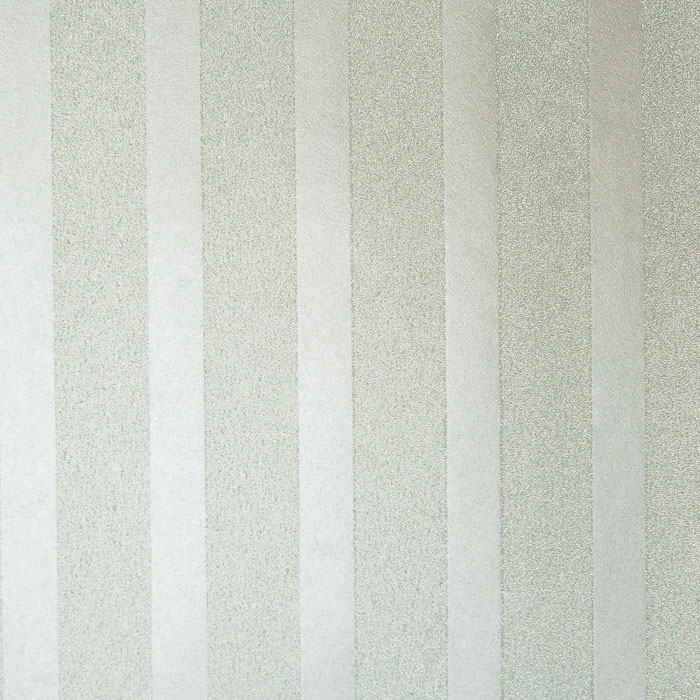 352032
